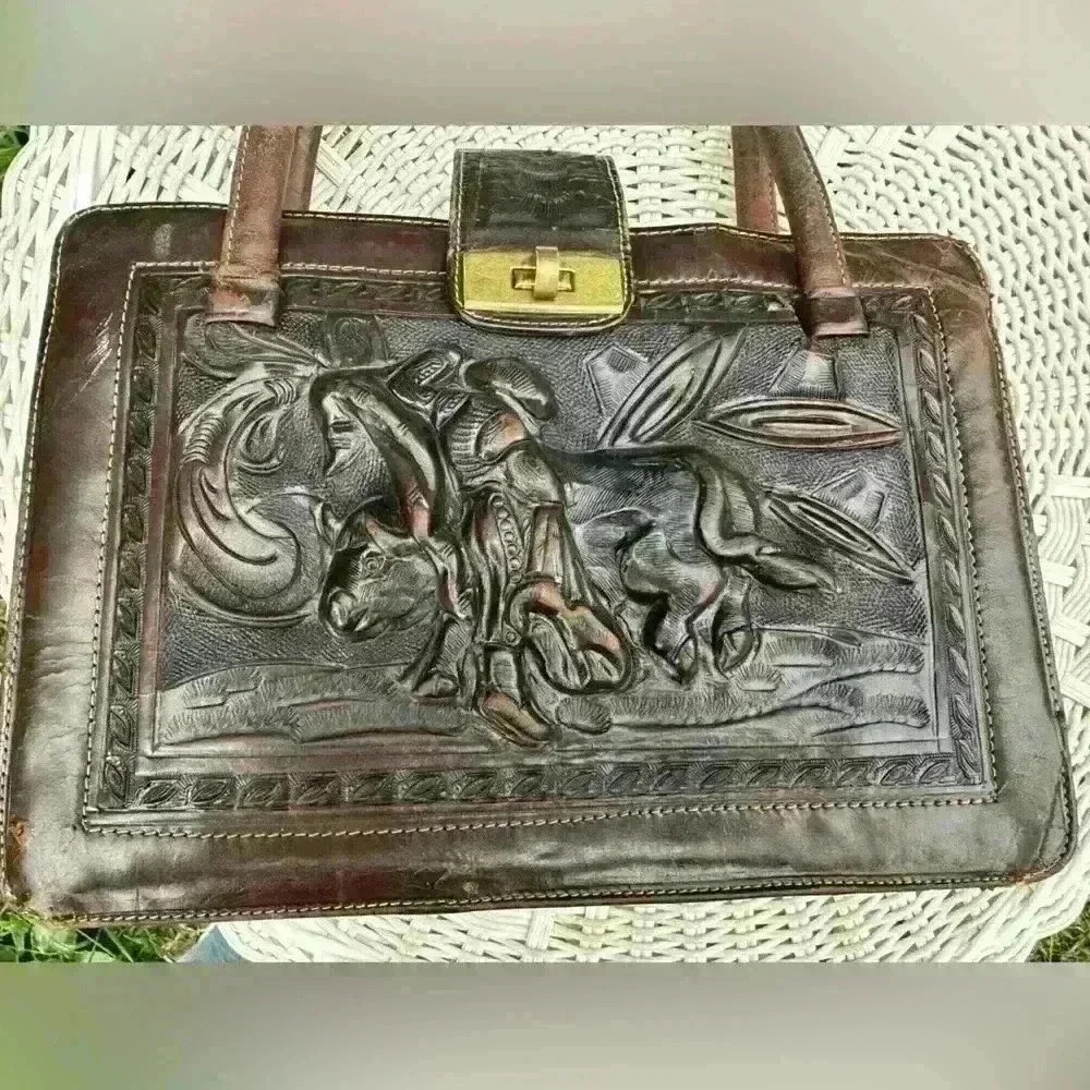 Vintage leather bag. Montabur. Hand made in Mexic.  tooled leather. Matador. 3D - Picture 2 of 13